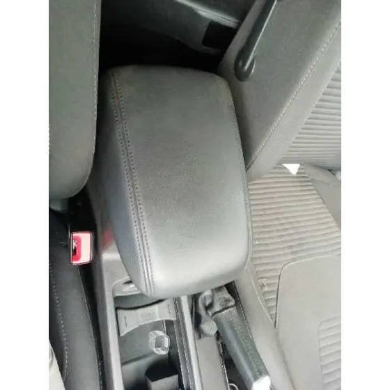 Apoyabrazos Central para Ford Focus Lim.