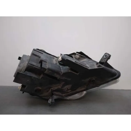 Faro Izquierdo para Volkswagen Passat Berlina (3C2)