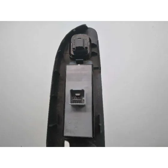 Mando Elevalunas Delantero Izquierdo para Volkswagen Passat Berlina (3C2)
