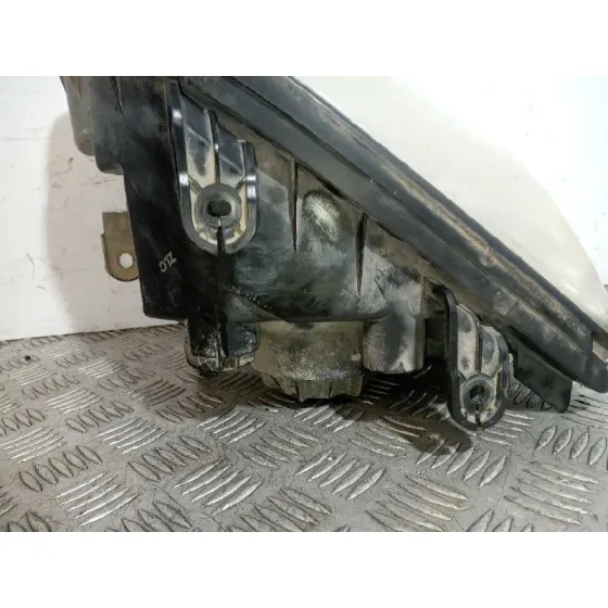 Faro Derecho para Kia Carens