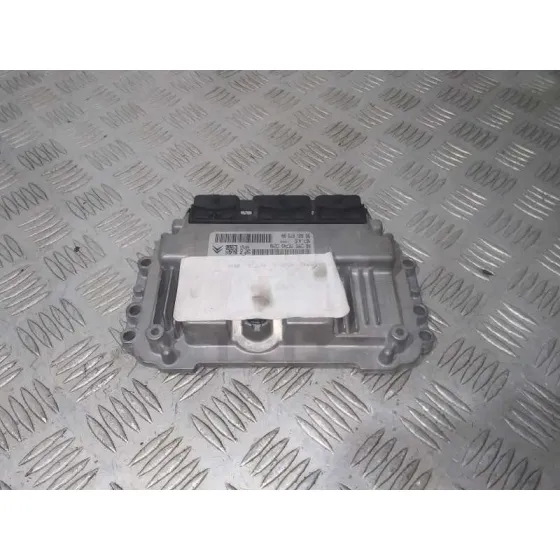 Centralita Motor Uce para Citroën C4 Coupe