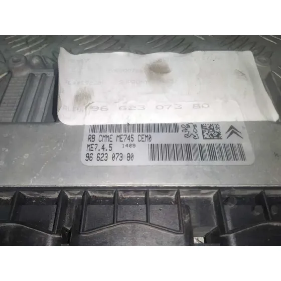 Centralita Motor Uce para Citroën C4 Coupe
