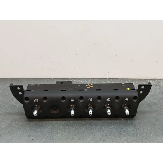 Mando Elevalunas Delantero Izquierdo para Mini Mini (R50,R53)