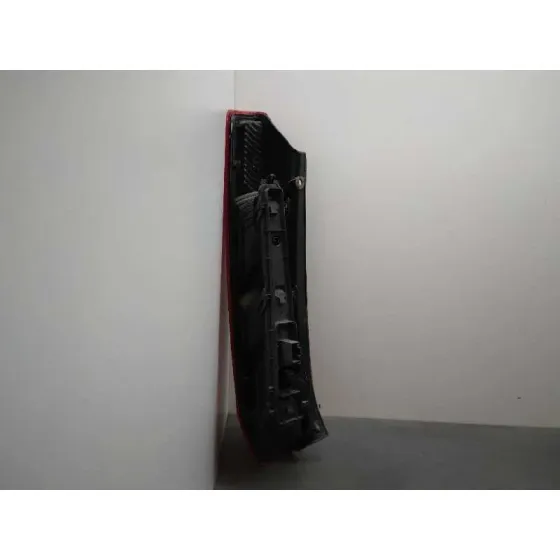Piloto Trasero Derecho para Ford Fiesta (Cbk)