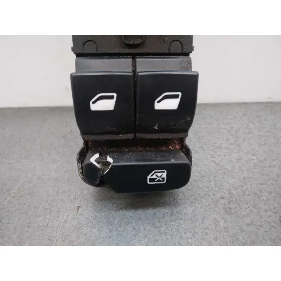 Mando Elevalunas Delantero Izquierdo para Citroën C4 Picasso