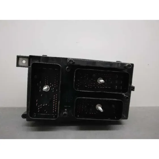 Caja Reles / Fusibles para Opel Astra Gtc