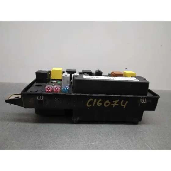 Caja Reles / Fusibles para Opel Astra Gtc