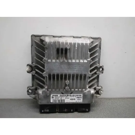 Centralita Motor Uce para Ford Focus Berlina (Cap)