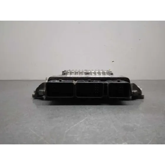 Centralita Motor Uce para Ford Focus Berlina (Cap)