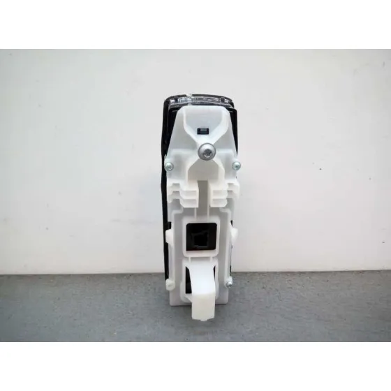 Mando Elevalunas Delantero Izquierdo para Mercedes-Benz Clase E (W212) Lim.