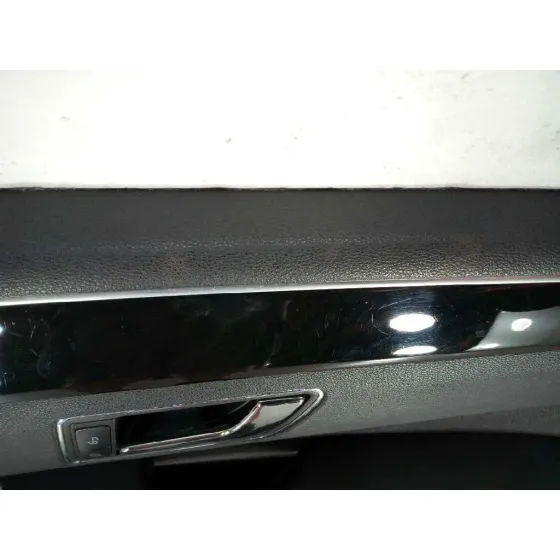 Guarnecido Puerta Delantera Derecha para Mercedes-Benz Clase E (W212) Lim.