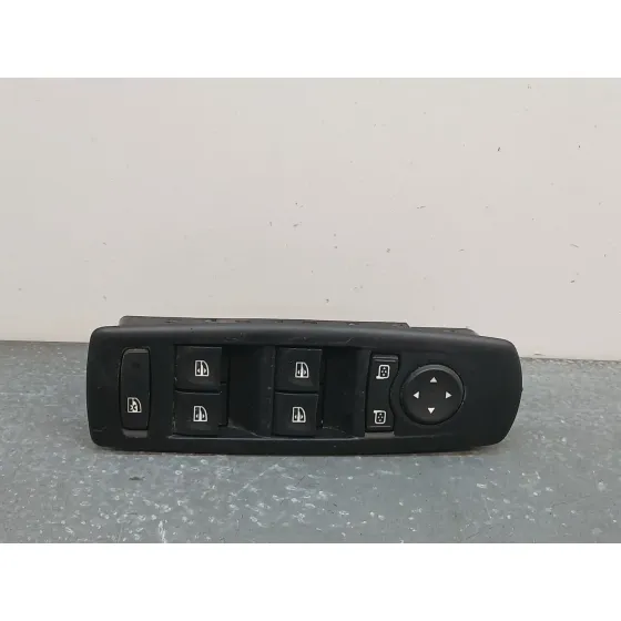 Mando Elevalunas Delantero Izquierdo para Renault Megane Iii Berlina 5 P