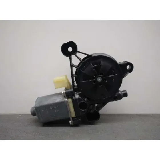 Motor Elevalunas Delantero Derecho para Volkswagen Golf Vii Variant (Bv5)