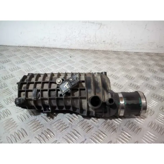 Colector Admision para Ford Focus Lim. (Cb8)