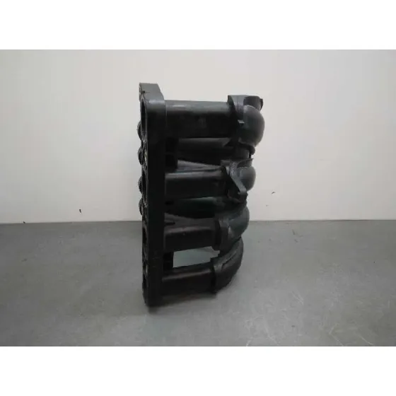 Colector Admision para Nissan Micra (K12E)
