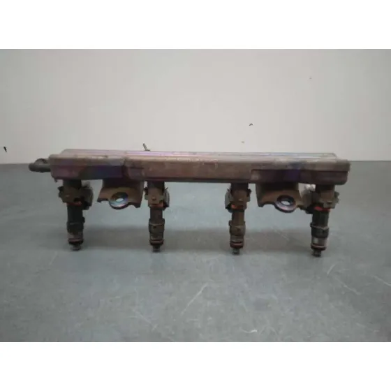 Rampa Inyectora para Nissan Micra (K12E)
