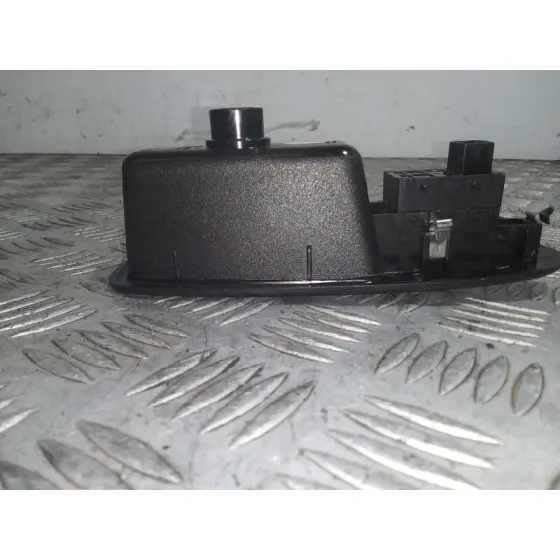 Mando Elevalunas Trasero Izquierdo para Fiat 500 L (330)