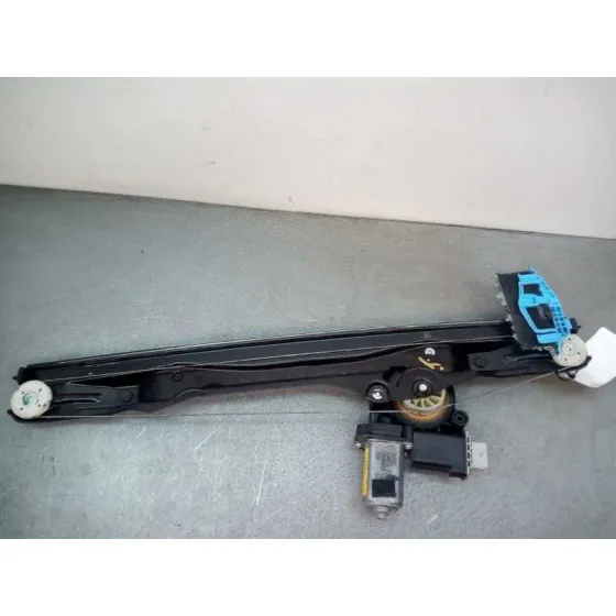 Elevalunas Delantero Izquierdo para Fiat Doblo