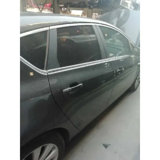 Puerta Trasera Derecha para Opel Astra J Lim.