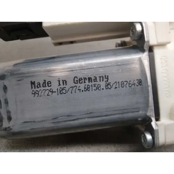 Motor Elevalunas Delantero Izquierdo para Volkswagen Passat Berlina (3C2)