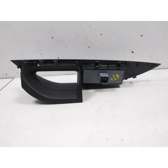 Mando Elevalunas Delantero Izquierdo para Seat Altea Xl (5P5)