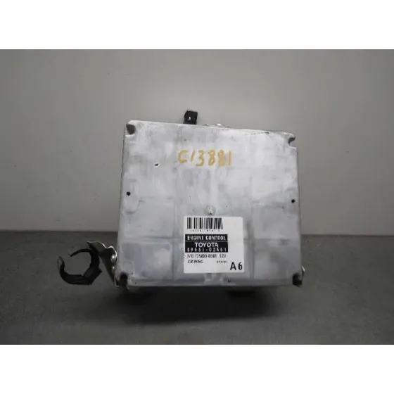 Centralita Motor Uce para Toyota Corolla Familiar (E12)