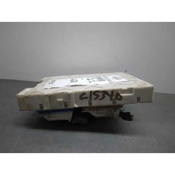 Caja Reles / Fusibles para Ford Focus Lim.
