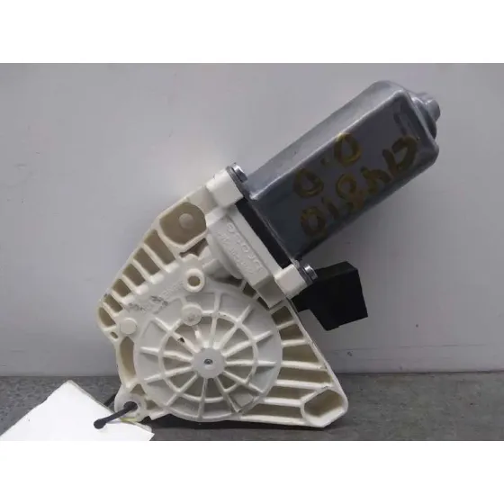 Motor Elevalunas Delantero Derecho para Mercedes-Benz Clase B (W245)