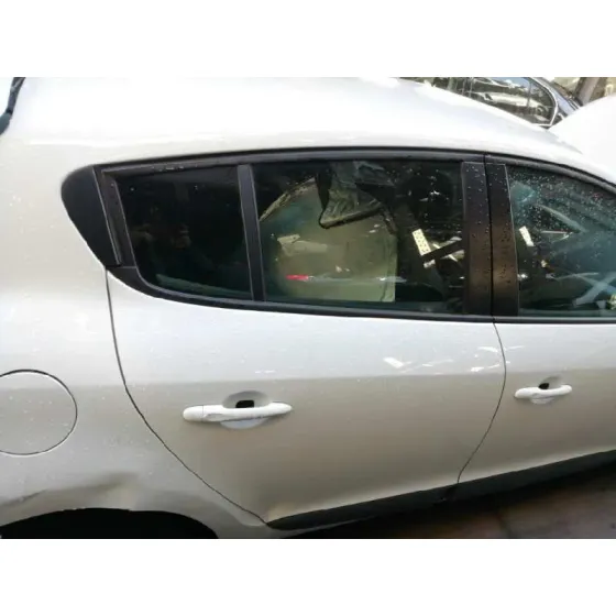 Puerta Trasera Derecha para Renault Megane Iii Berlina 5 P