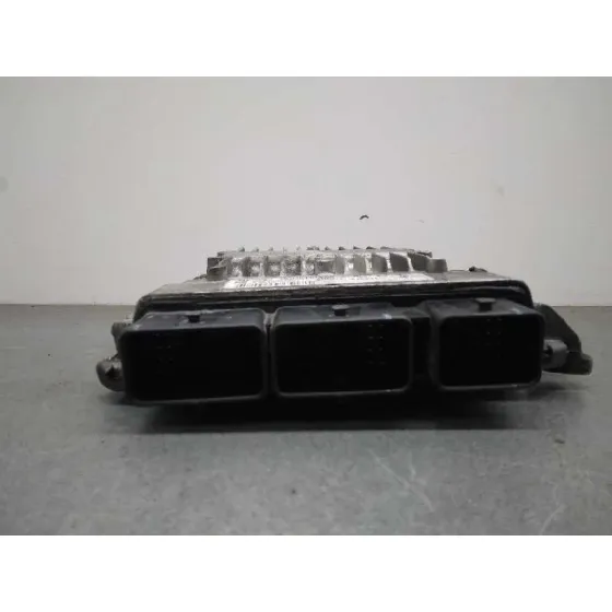 Centralita Motor Uce para Ford Focus Berlina (Cap)