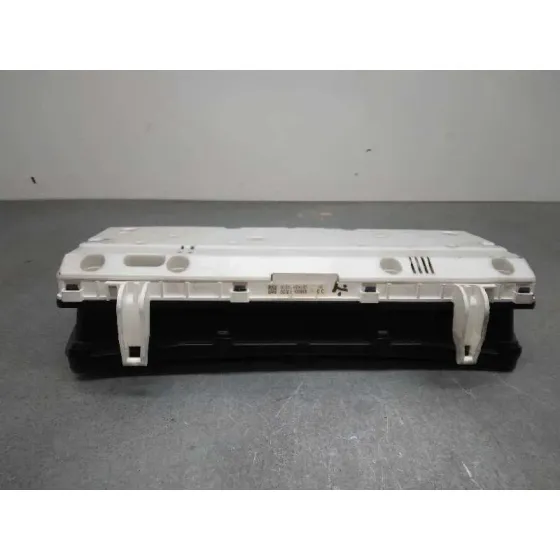 Cuadro Instrumentos para Toyota Corolla (E12)