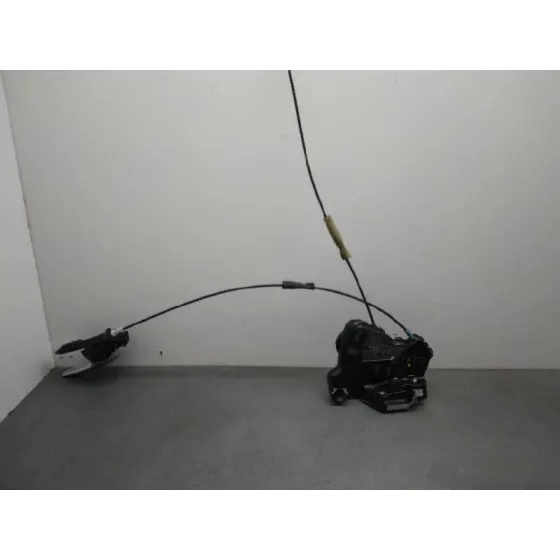 Cerradura Puerta Delantera Derecha para Toyota Rav 4