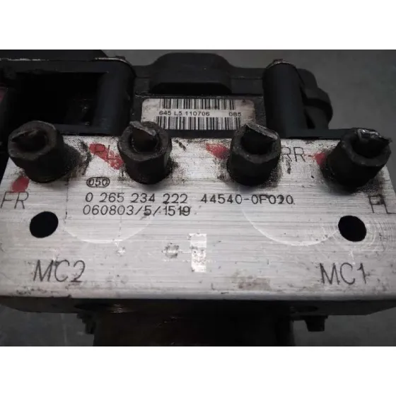 Abs para Toyota Corolla Verso (R1)