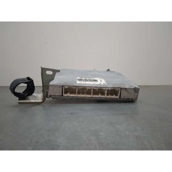 Centralita Motor Uce para Toyota Corolla Verso (R1)