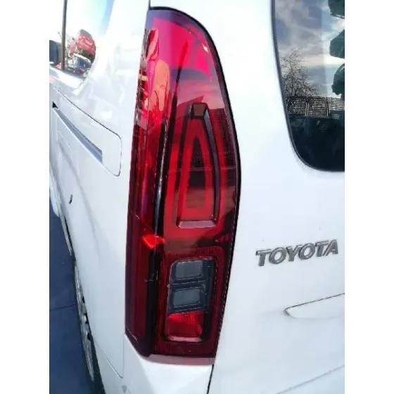 Piloto Trasero Izquierdo para Toyota Proace Verso