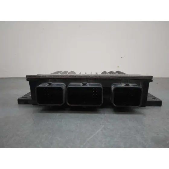 Centralita Motor Uce para Renault Modus