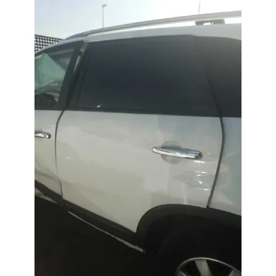 Puerta Trasera Izquierda para Kia Sorento