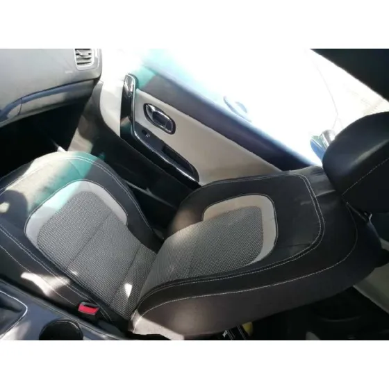 Asiento Delantero Derecho para Kia Pro_Cee'd ( )