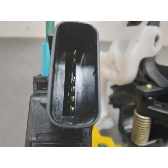 Cerradura Puerta Delantera Izquierda para Kia Pro_Cee'd ( )