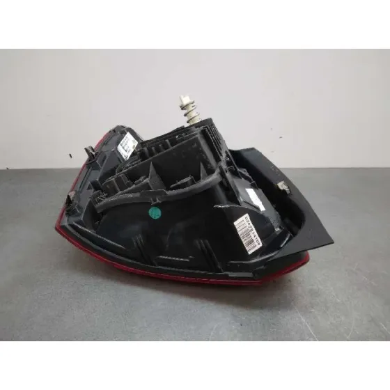 Piloto Trasero Derecho para Volkswagen Polo (6C1)