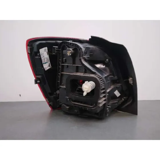 Piloto Trasero Derecho para Volkswagen Polo (6C1)