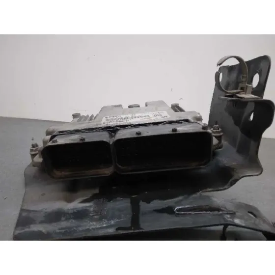 Centralita Motor Uce para Opel Zafira B