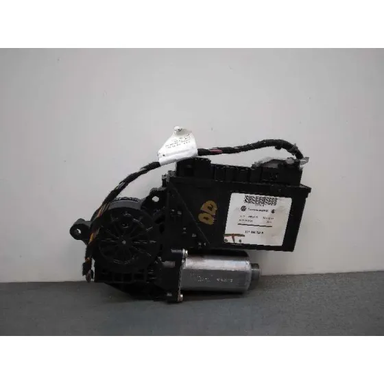 Motor Elevalunas Delantero Derecho para Volkswagen Touareg (7La)