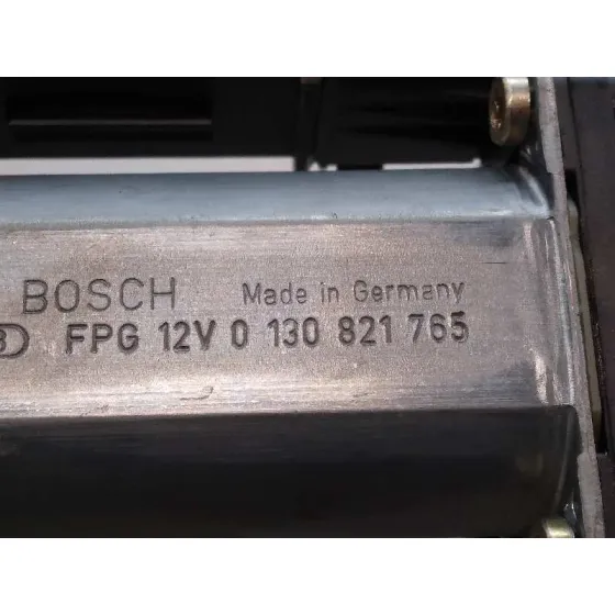 Motor Elevalunas Delantero Derecho para Volkswagen Touareg (7La)