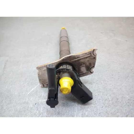 Inyector para Volkswagen Passat Berlina (3C2)