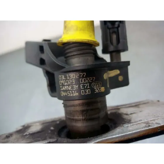Inyector para Volkswagen Passat Berlina (3C2)