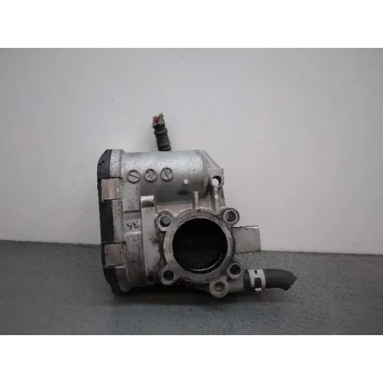 Caja Mariposa para Opel Corsa C