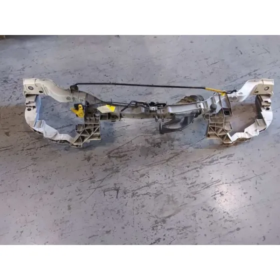 Panel Frontal para Ford Focus Lim.