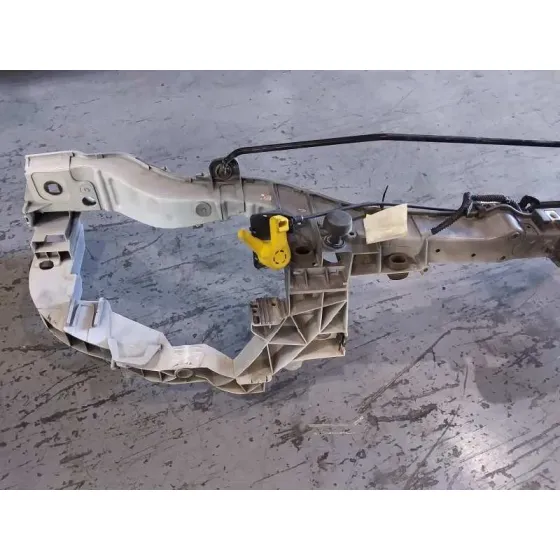 Panel Frontal para Ford Focus Lim.