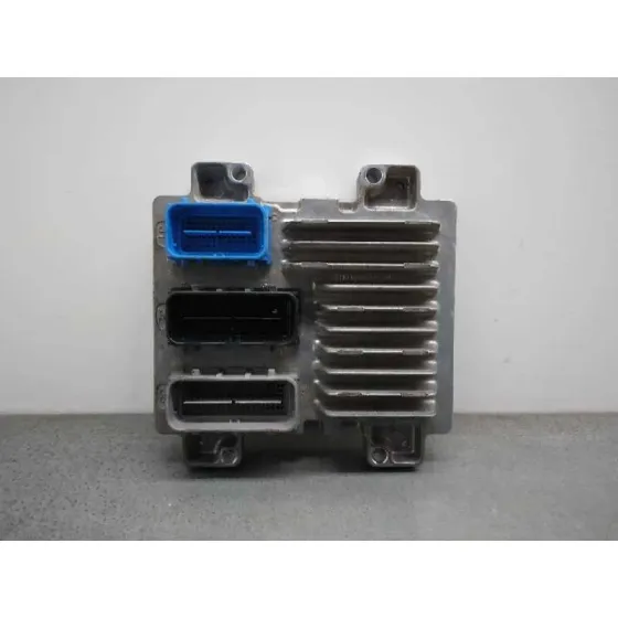 Centralita Motor Uce para Opel Astra J Lim.